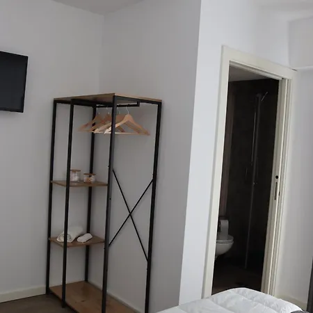 Hostel Villa Cerva Home *