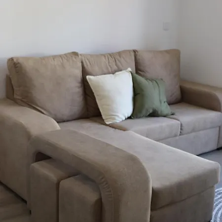 Villa Cerva Home אכסניה Cerva