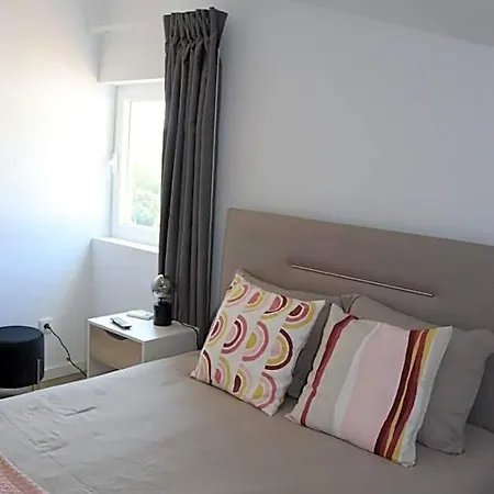 אכסניה Villa Cerva Home *