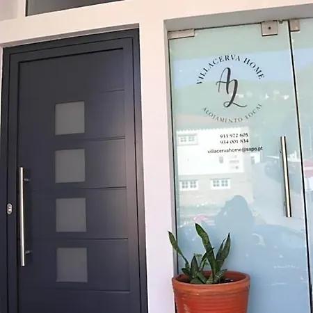 Villa Cerva Home אכסניה Cerva