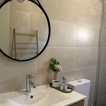 Villa Cerva Home אכסניה Cerva