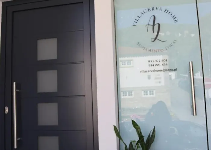 Villa Cerva Home بيت شباب *