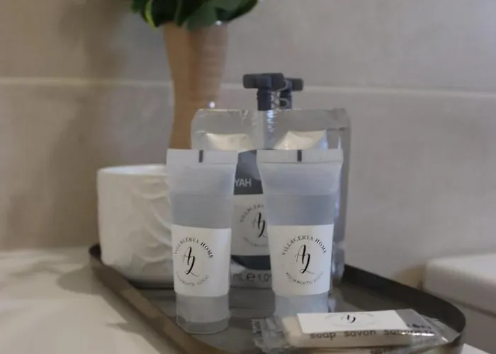 بيت شباب Villa Cerva Home