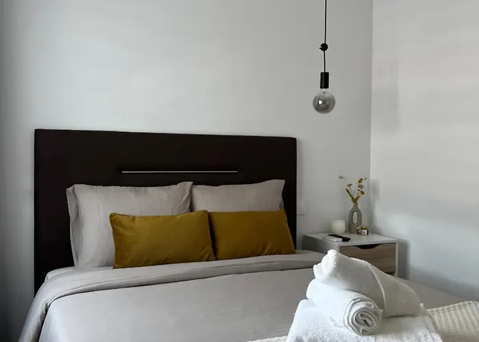 Villa Cerva Home 旅馆 *